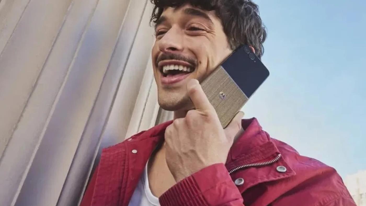 Türkiye'ye gelmesi muhtemel Motorola Razr 70 ve Razr 70 Plus tanıtıldı - Zolpix Blog